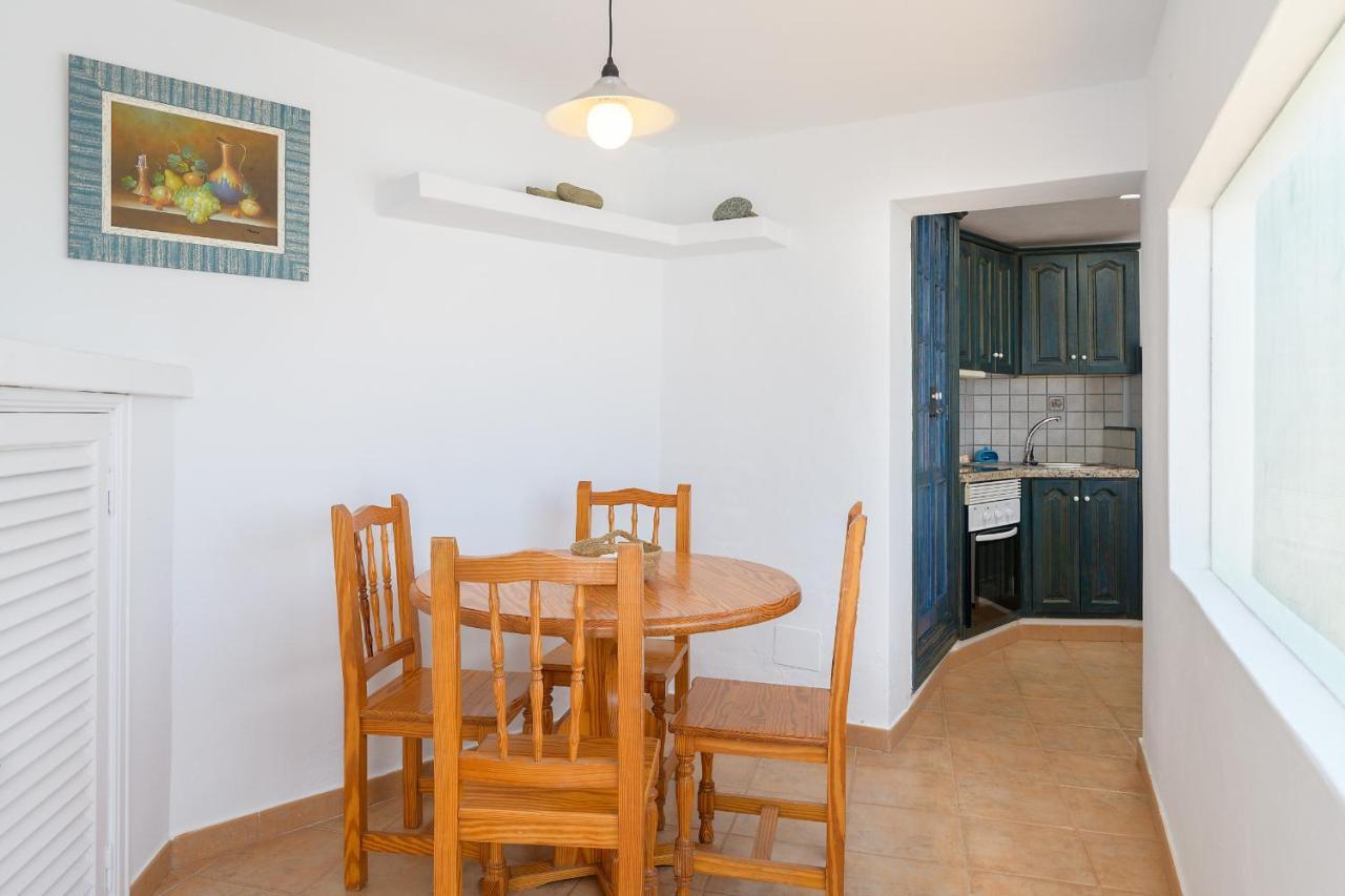 Famara Caracolillos, El Apartamento Ngoại thất bức ảnh