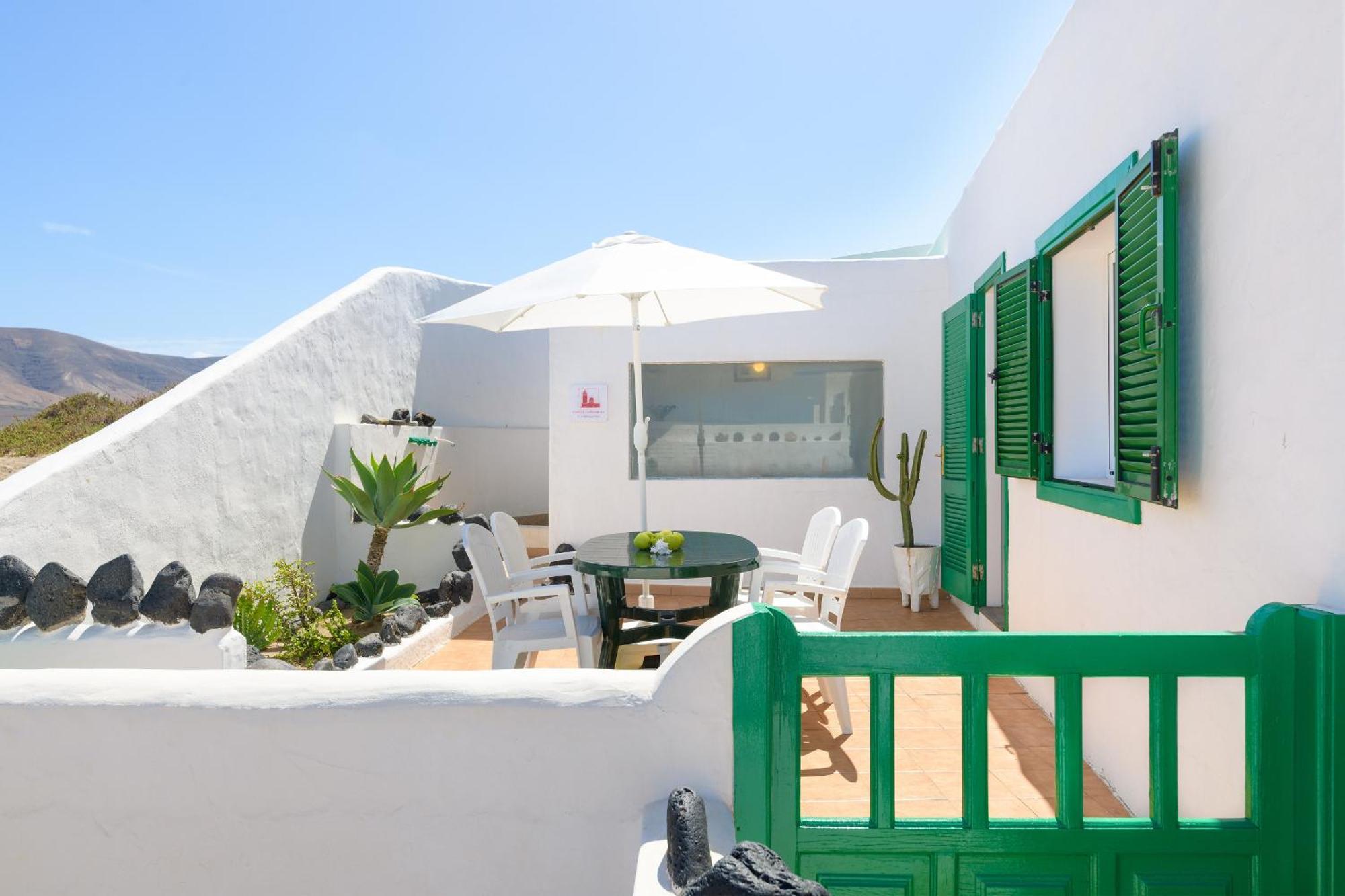 Famara Caracolillos, El Apartamento Ngoại thất bức ảnh