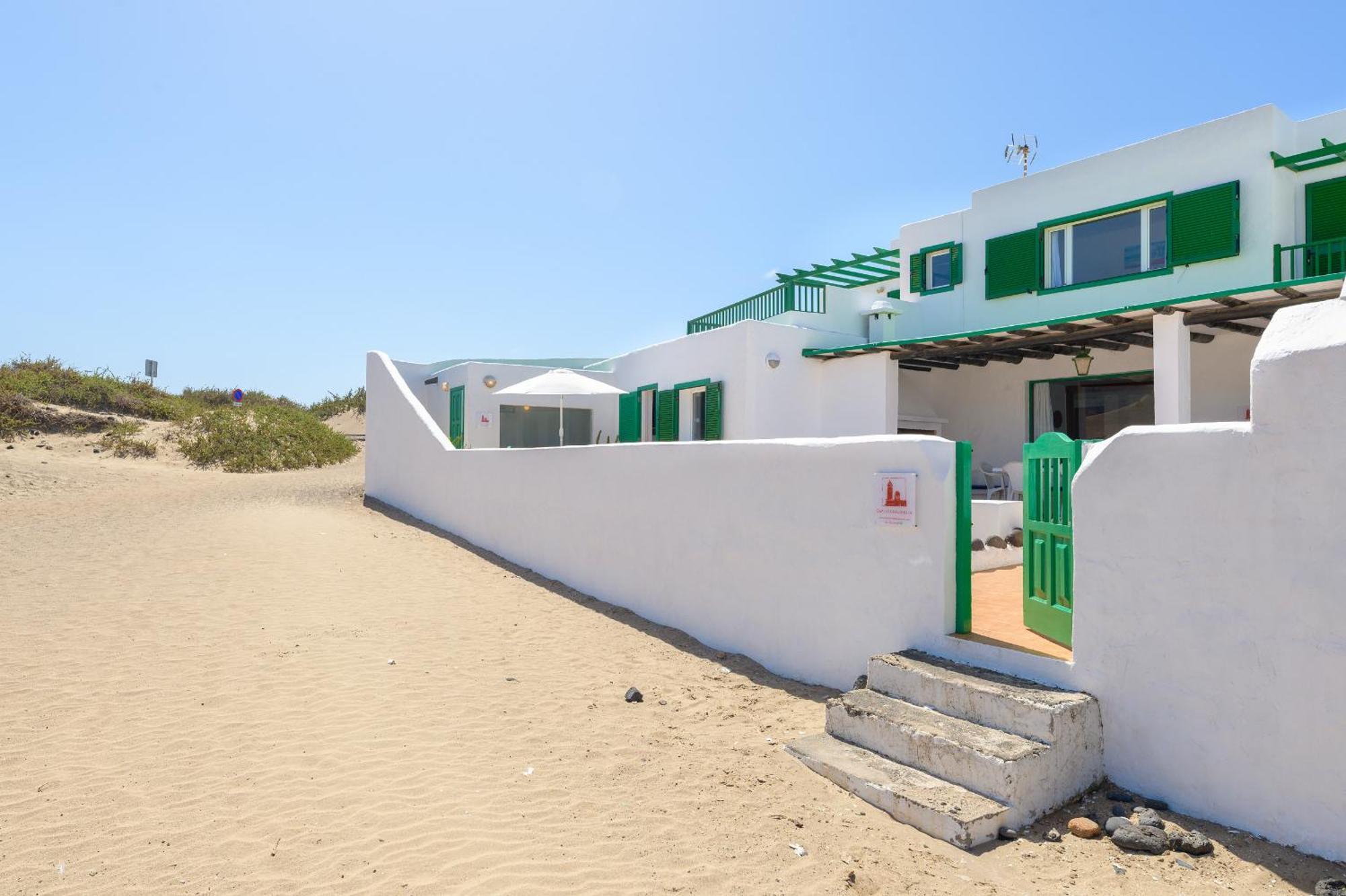 Famara Caracolillos, El Apartamento Ngoại thất bức ảnh